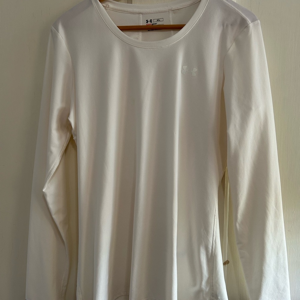 Under Armour Cream Fitted Long Sleeve Tee